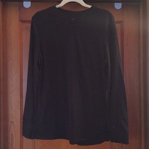 Long sleeves black shirt